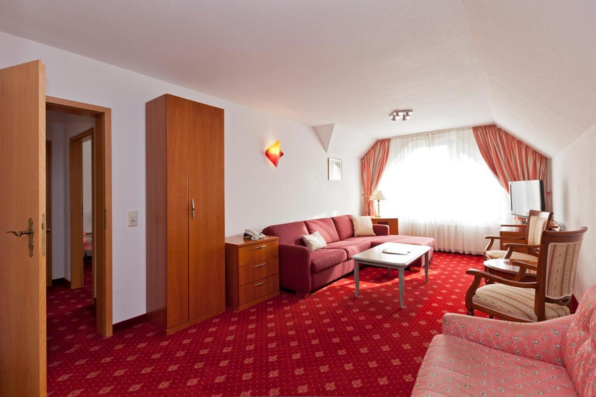Hotel Fuer Dich Waren  Esterno foto